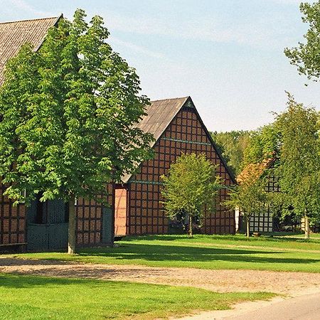Landhotel Markthof Satemin Wustrow  Exterior photo