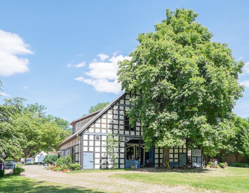 Landhotel Markthof Satemin Wustrow  Exterior photo